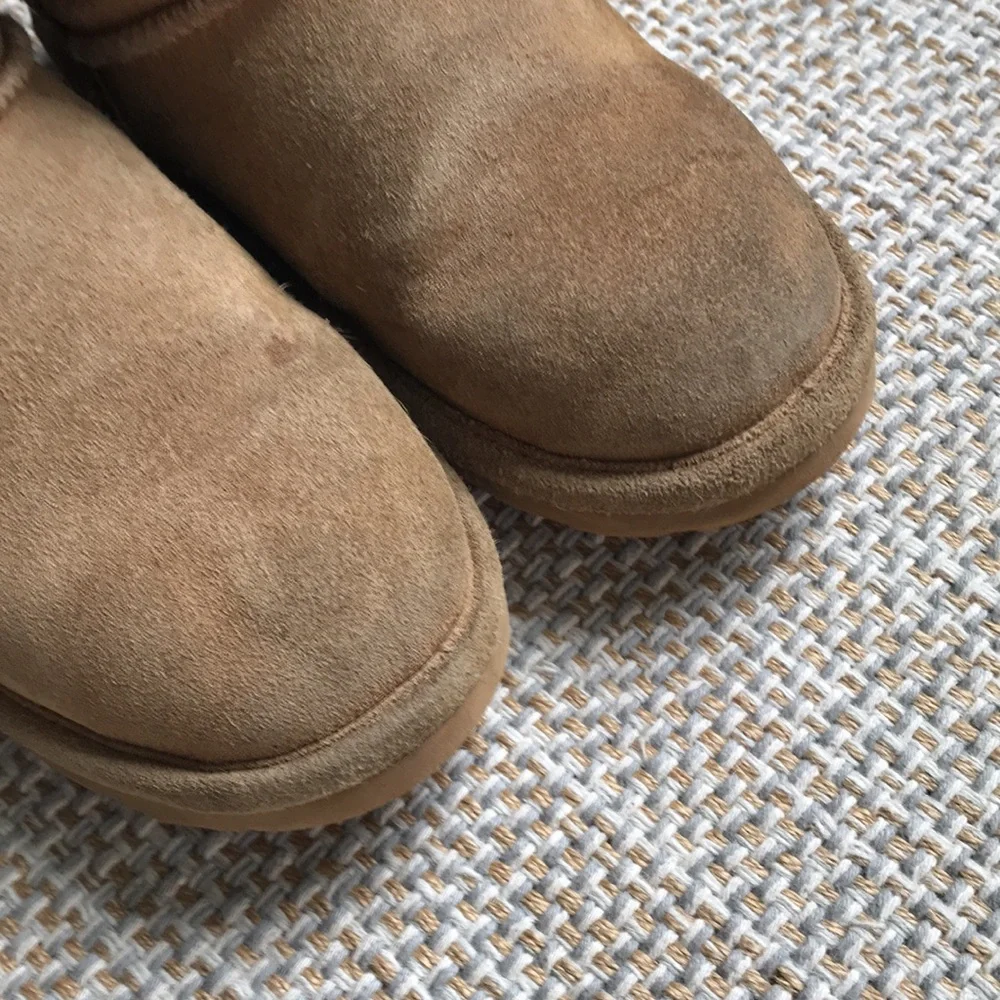 Bearpaw Elle Boots (kids' size 2)